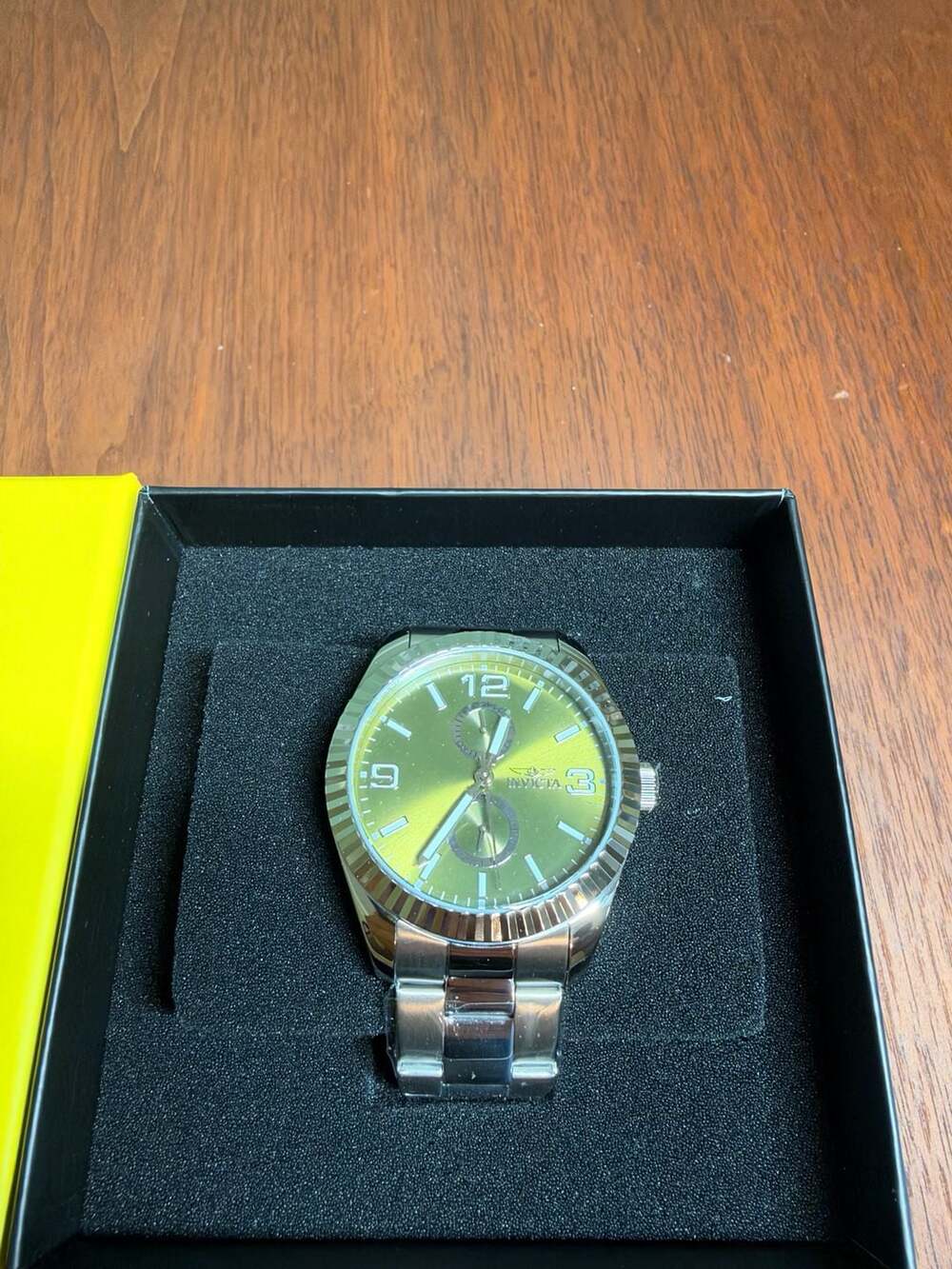 Invicta Specialty 49524 Men's Quartz Watch 43mm